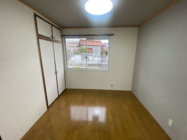 メゾンドール1の寝室