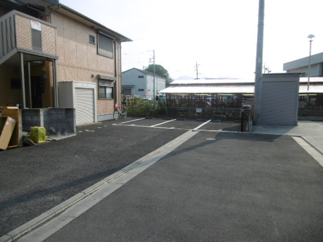 【駐車場】 | グランシャリオ