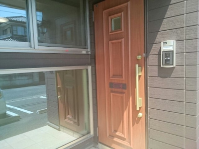 【玄関】 | ベルメゾンＫ | 明るい玄関です