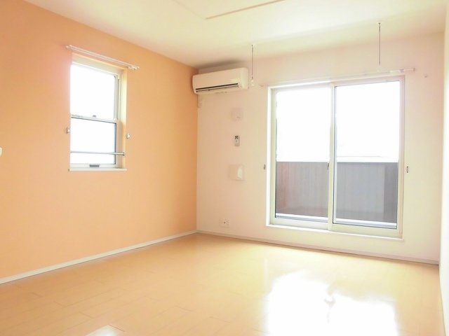 フローレスＢの居間・リビング