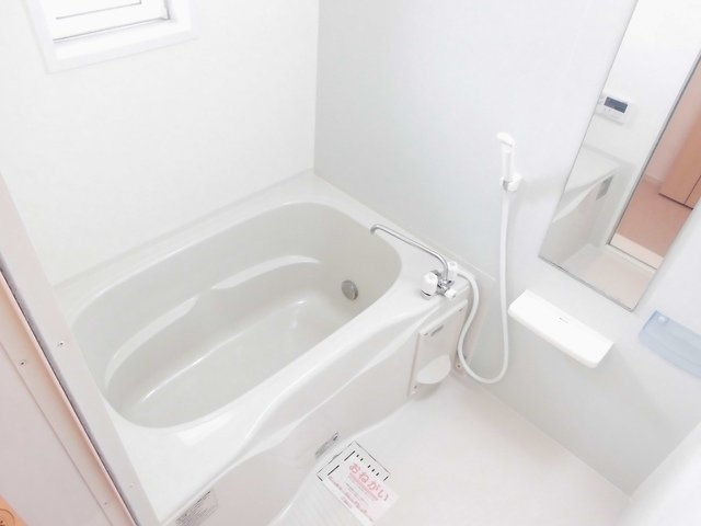 フローレスＢの浴室