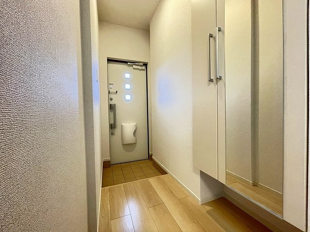 アップル　Ｂの玄関