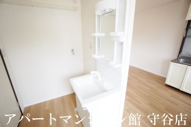 栗ハイツの独立洗面台|類似です