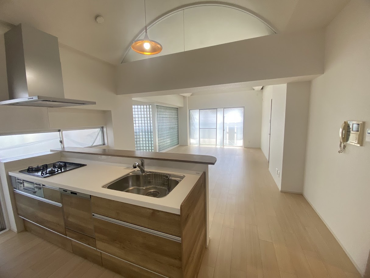 アーサヒルズD棟のキッチン|使いやすいキッチンです