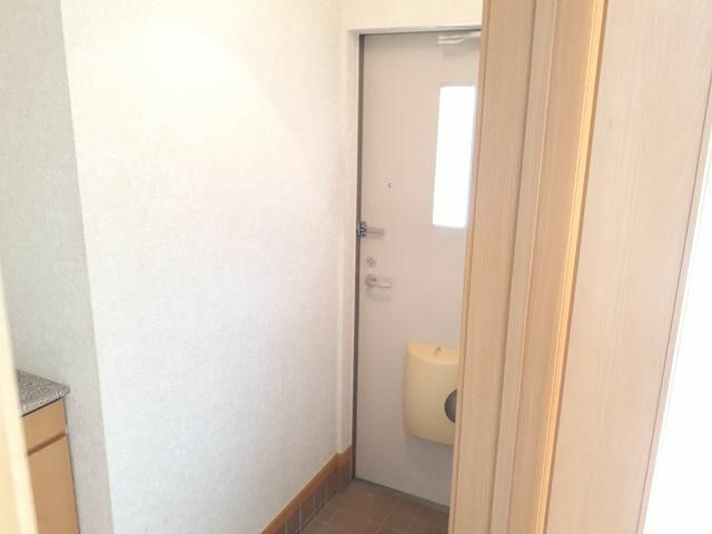 グレイスコートの玄関