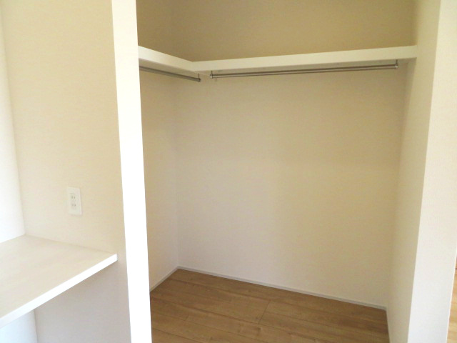 高崎市下佐野町（全３棟）２号棟の収納