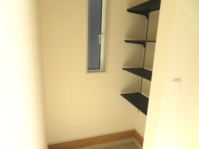 高崎市下佐野町（全３棟）２号棟の玄関