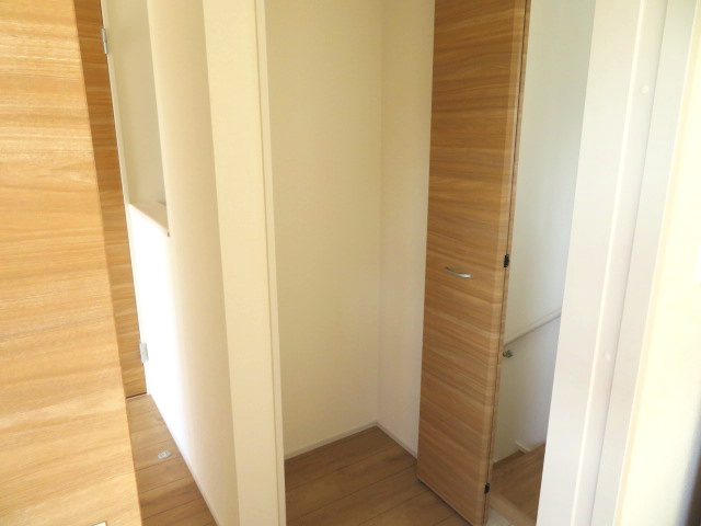 高崎市下佐野町（全３棟）２号棟の収納