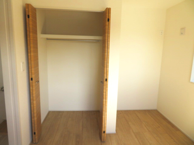 高崎市下佐野町（全３棟）２号棟の収納