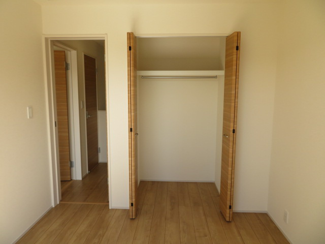 高崎市下佐野町（全３棟）２号棟の収納