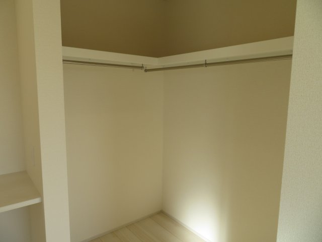 高崎市下佐野町（全３棟）3号棟の収納