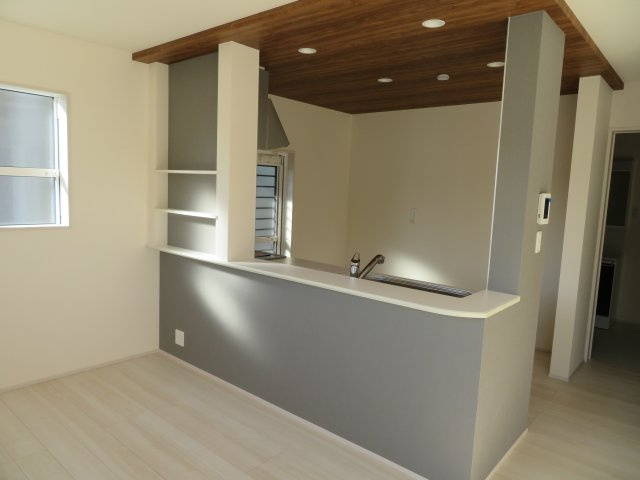 高崎市下佐野町（全３棟）3号棟の居間・リビング