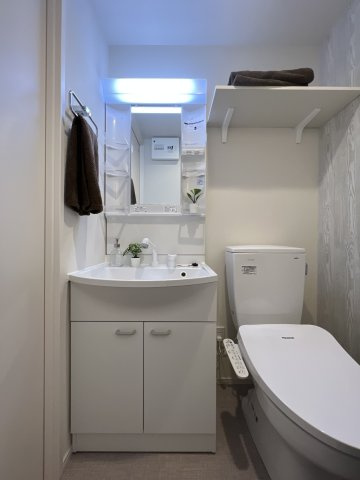 MELDIA西ヶ原の洗面所|別号室イメージの為、現状を優先致します。