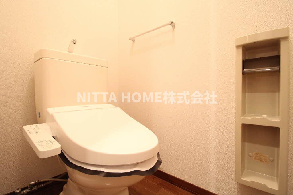 プラウシードⅠ，Ⅱのトイレ|温水洗浄付きのトイレになります＊