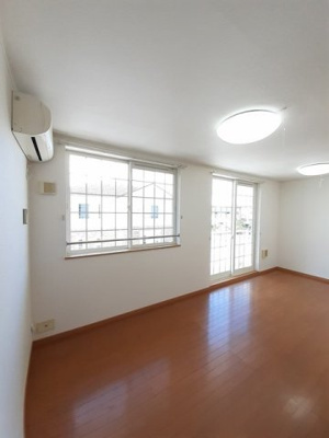 【居間・リビング】 | ツイン・アヴニール弐号館