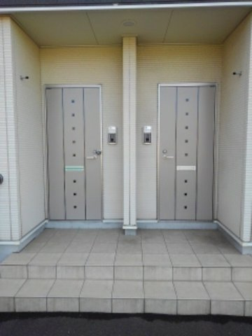 サンライズ　ヴィラのエントランス