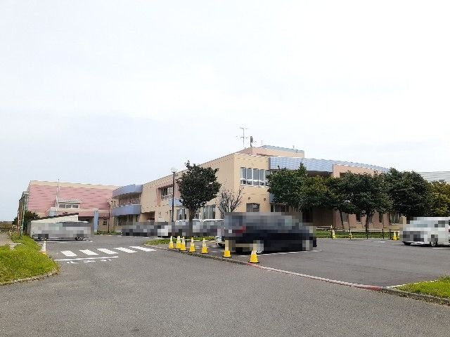 Ｃｒｅａ－Ｊ．ｃの周辺|八丁平小学校まで2000m