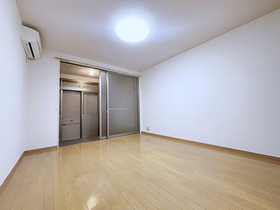 【居間・リビング】 | パークハイツ A棟【名古屋市賃貸・南向き】