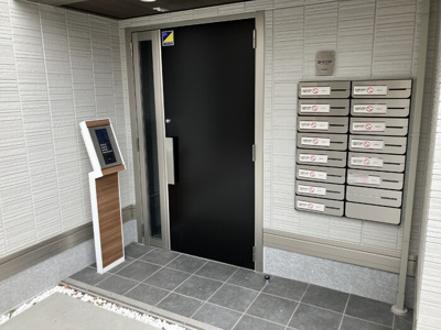 【エントランス】 | D-Sereno東田町 | 毎日通るエントランスはこのようになっています
