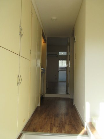 アップルハウス青山の玄関