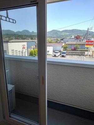 【バルコニー】 | ジュネス・ベル