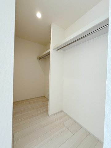 吉川市保　新築戸建　全2棟　2号棟の収納|季節物の大物家電の収納にも便利なウォークインクローゼット