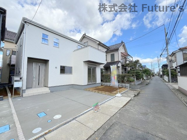 吉川市保　新築戸建　全2棟　2号棟の前面道路含む現地写真|前面道路含む現地写真です。