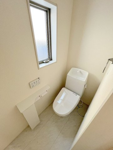 吉川市保　新築戸建　全2棟　2号棟のトイレ|2階のトイレです
