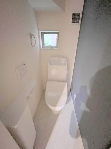 吉川市保　新築戸建　全2棟　2号棟のトイレ|1階のトイレです