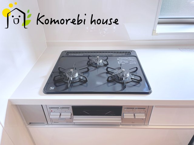 さいたま市見沼区深作2丁目　中古一戸建てのキッチン|1/10　撮影済み