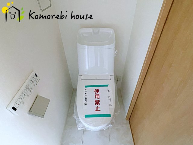 大宮指扇South side　新築一戸建て　グリーンガーデン　Lのトイレ|ゆったりとした空間のトイレです