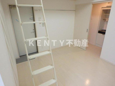 【居間・リビング】 | トライアングル蒲田 | おしゃれな居間です