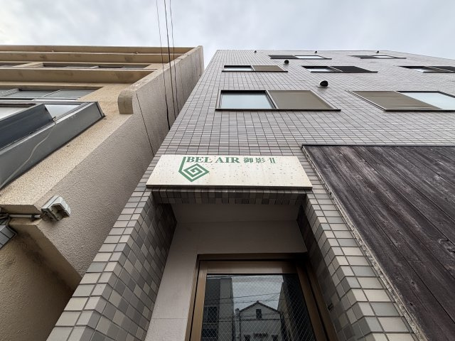 ベルエアー御影Ⅱのエントランス
