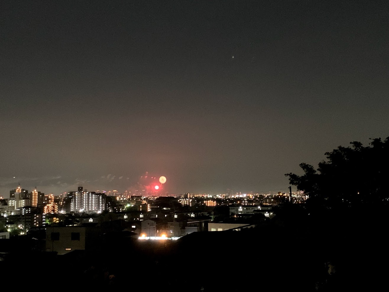 豊中市永楽荘三丁目戸建の展望|夜景も素晴らしいです！