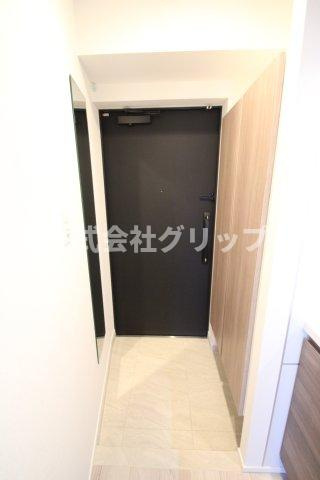 ガレリアレジデンス石川町の玄関