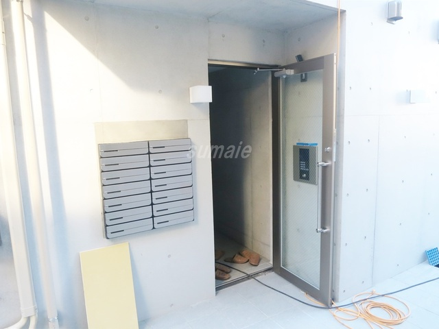 プラハ駒込のロビー|エントランス部分です♪