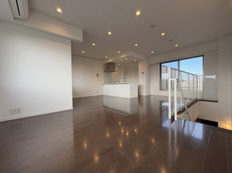 【居間・リビング】 | フレンシア外苑西