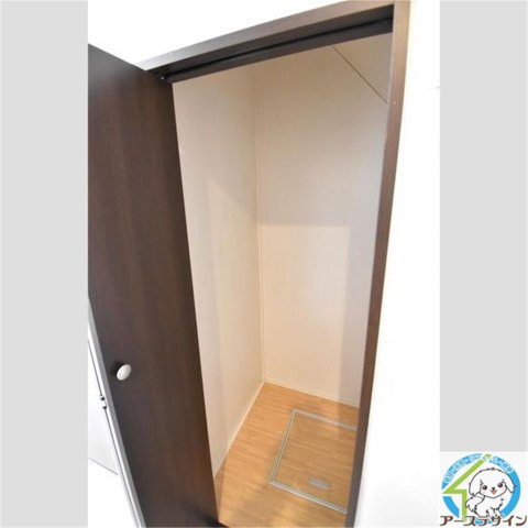 メゾンクレストの収納|パース写真