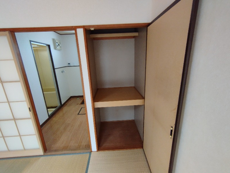 エレガンスハイツ金子の収納