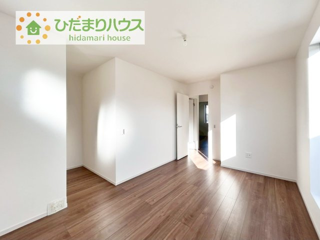 【寝室】 | 我孫子市湖北台10期　新築戸建　2号棟 | ゆとりのある主寝室！ご家族全員で寝れちゃいます♪