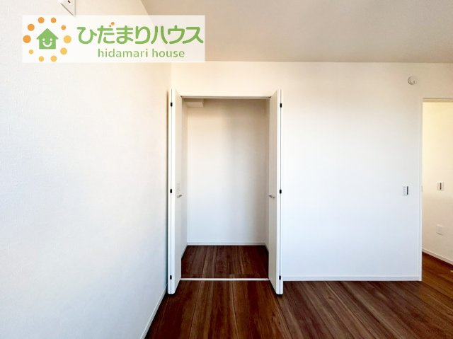 【収納】 | 我孫子市湖北台10期　新築戸建　2号棟 | 季節物の衣類もスッキリ収納できる、クローゼット完備です！！