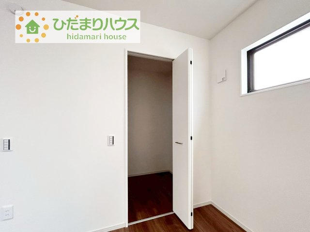 【収納】 | 我孫子市湖北台10期　新築戸建　2号棟 | 収納場所に困る掃除機や掃除用具はこちらへ！！
