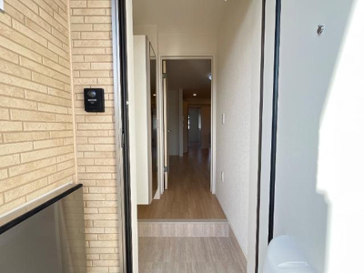 【玄関】 | メゾン岩﨑 | 玄関