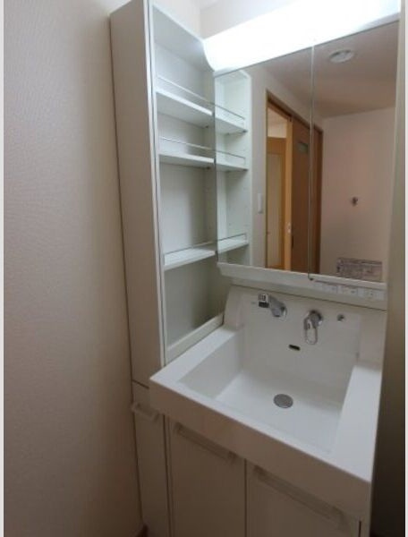 タワービレッジの独立洗面台