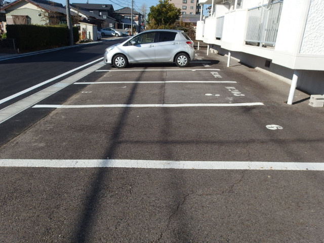 クレセントＳＡＫＵＲＡＩ　Ｂの駐車場