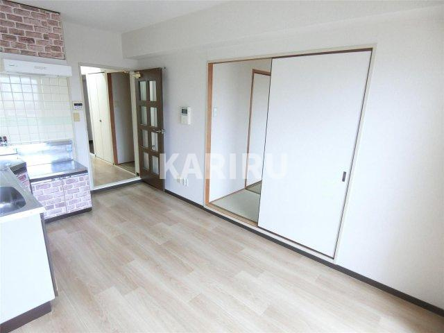 グリーンセンチュリー国広ビルの居間・リビング