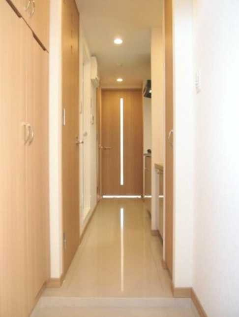 ルーブル桜新町　分譲賃貸　角部屋　オートロックの玄関