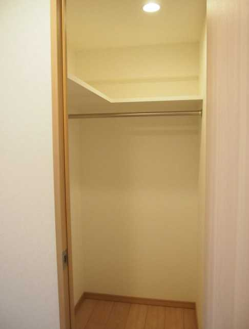 ルーブル桜新町　分譲賃貸　角部屋　オートロックの収納