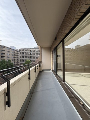 【バルコニー】 | 広尾ガーデンヒルズM棟