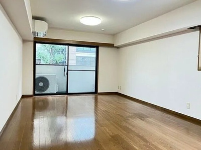 【居間・リビング】 | ロイヤルグリーン本郷